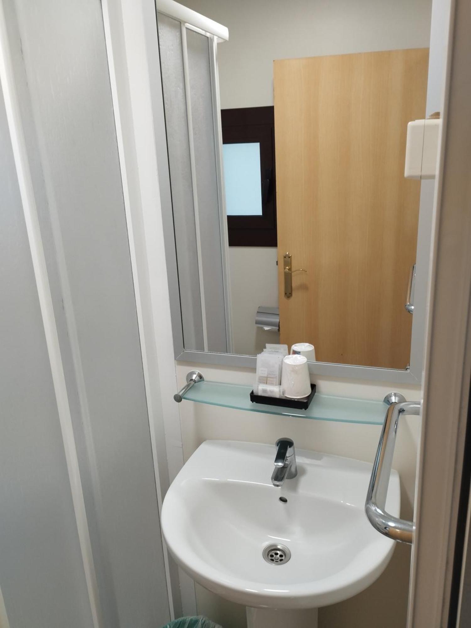 Hostal La Terrassa Barcelona Phòng bức ảnh