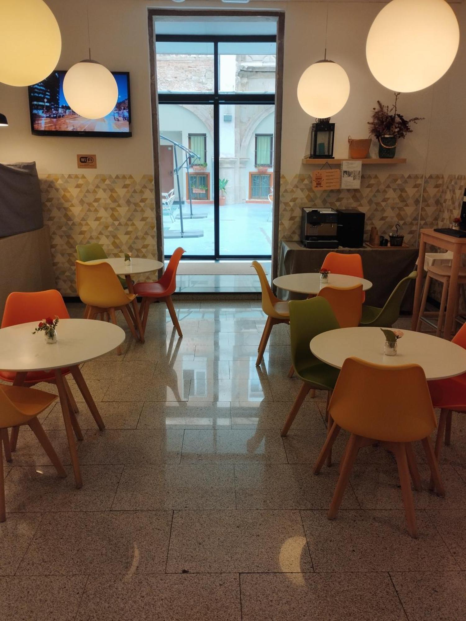 Hostal La Terrassa Barcelona Ngoại thất bức ảnh