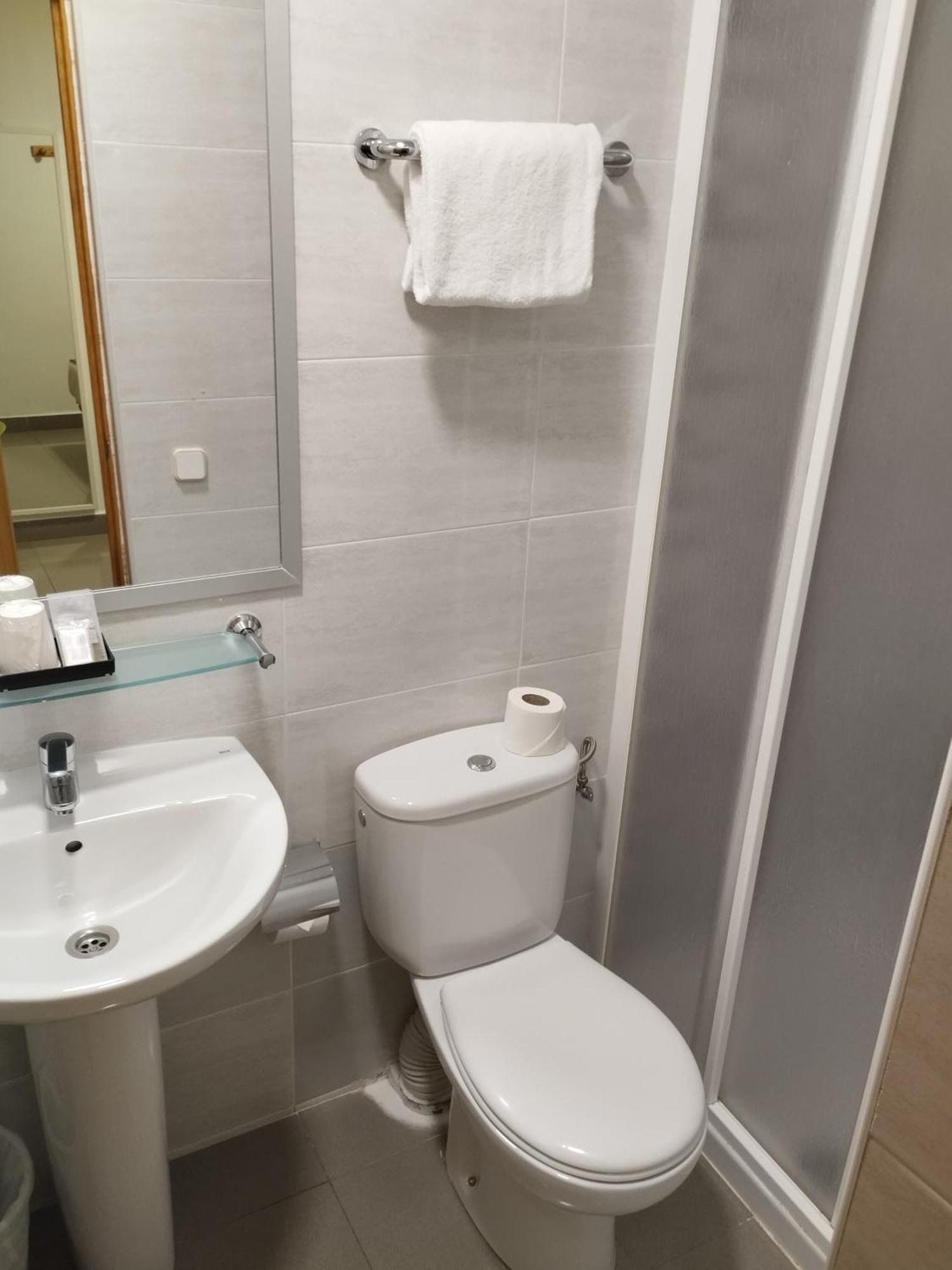 Hostal La Terrassa Barcelona Phòng bức ảnh